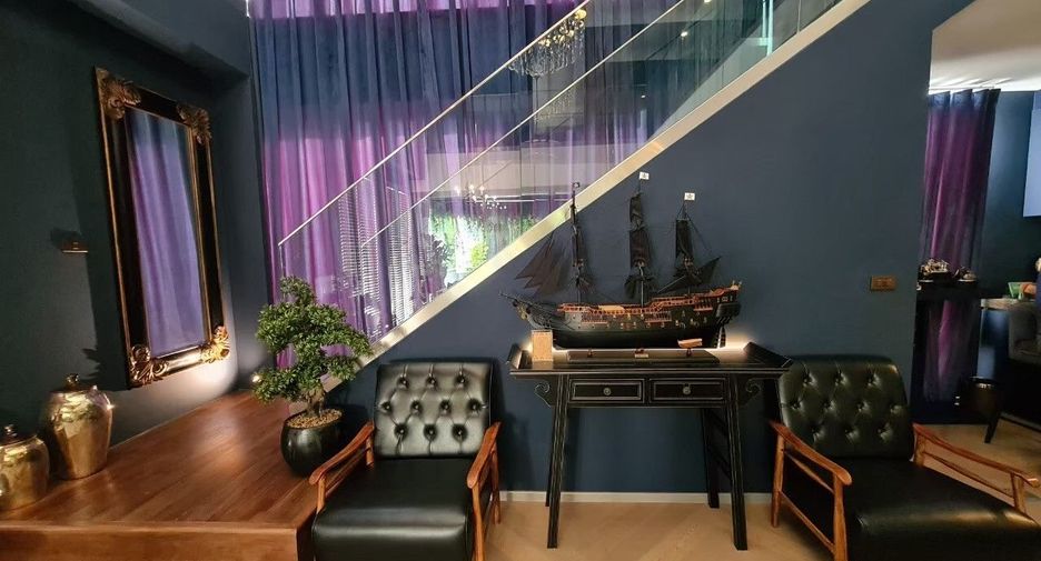 For sale 2 bedrooms condo in Watthana, Bangkok