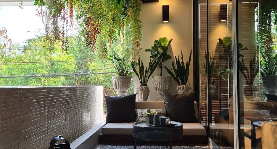 For sale 2 bedrooms condo in Watthana, Bangkok