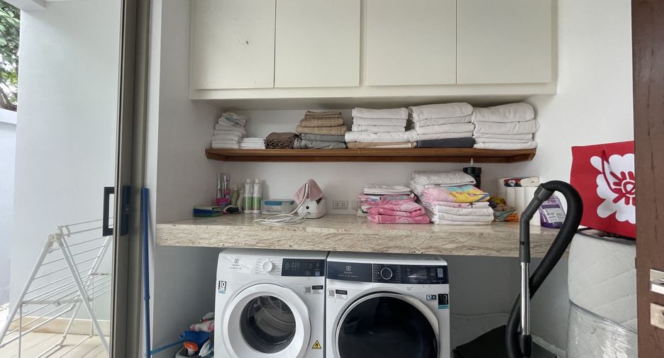 ขาย และ ให้เช่า 4 ห้องนอน วิลล่า ใน ถลาง, ภูเก็ต