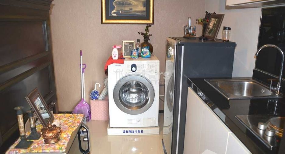 For sale 2 bedrooms condo in Pathum Wan, Bangkok