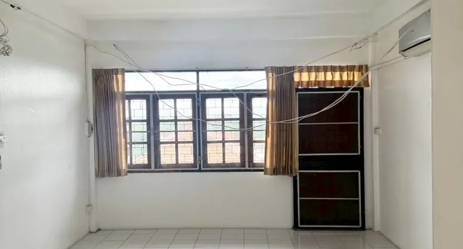 Reihenhaus zum Kauf und zur Miete mit 4 Zimmer in Bang Kruai, Nonthaburi