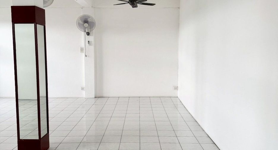 Продажа и аренда 4 спальни таунхаус в Bang Kruai, Нонтабури
