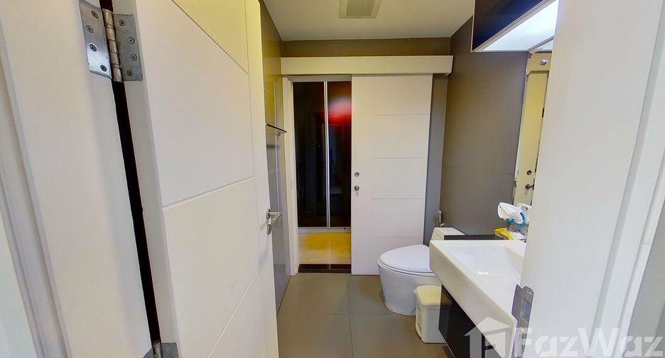 For sale 1 bed condo in Khlong Toei, Bangkok