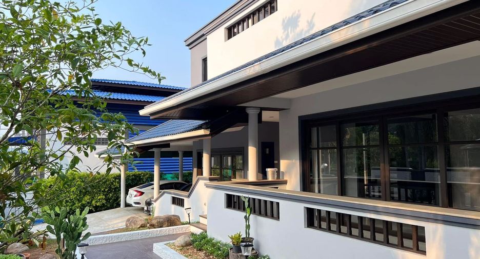 Villa en alquiler de 3 habitaciones en Mueang Phuket, Phuket