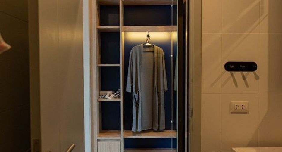 For sale 1 bed condo in Watthana, Bangkok