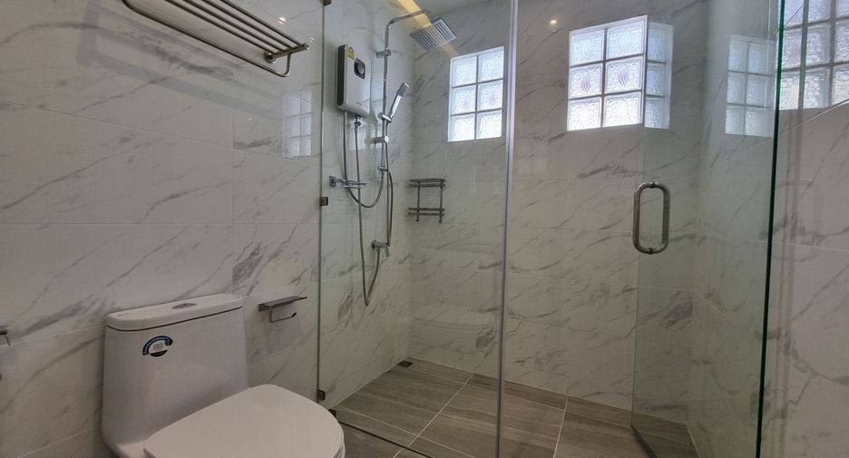 For rent 3 bedrooms house in Thalang, Phuket