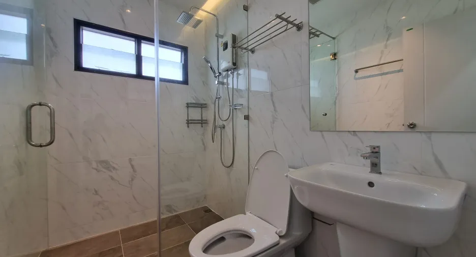 For rent 3 bedrooms house in Thalang, Phuket
