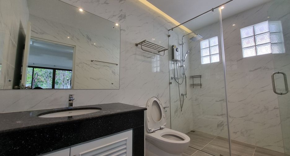 For rent 3 bedrooms house in Thalang, Phuket