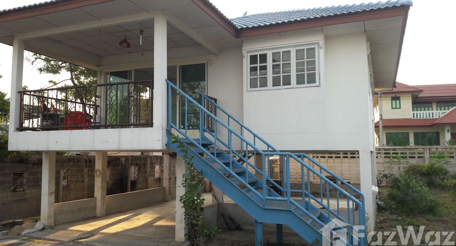 For sale 3 bedrooms house in Thawi Watthana, Bangkok