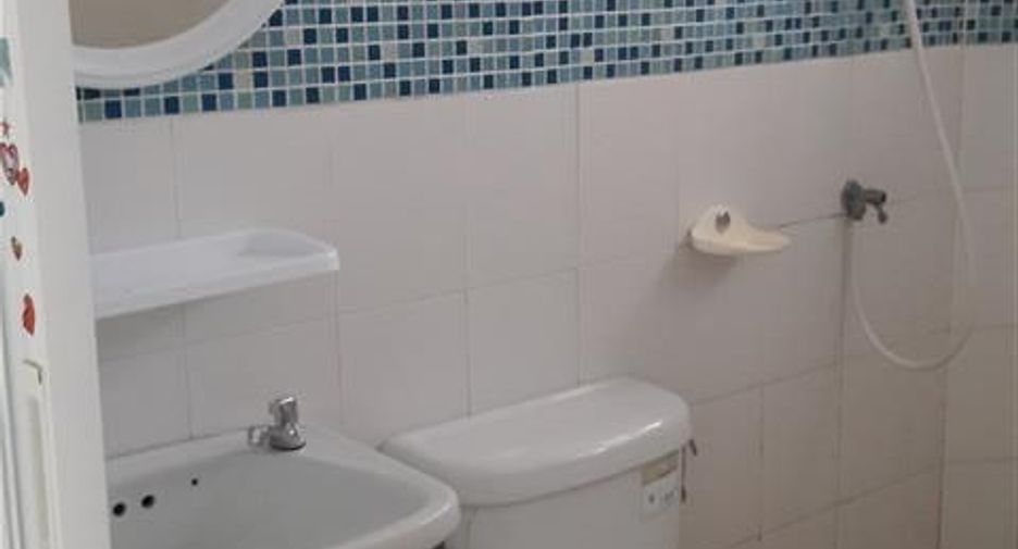 For sale 3 bedrooms house in Thawi Watthana, Bangkok
