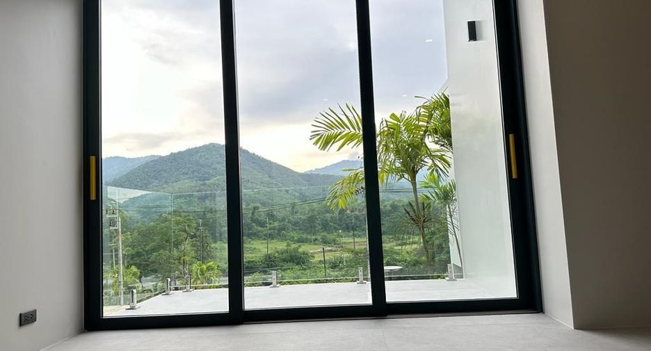 ให้เช่า 4 ห้องนอน วิลล่า ใน ถลาง, ภูเก็ต