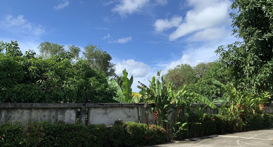 For sale 18 bedrooms villa in Mueang Phuket, Phuket