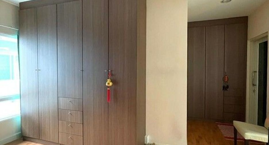 À vendre 3 chambres maison à Saphan Sung, Bangkok