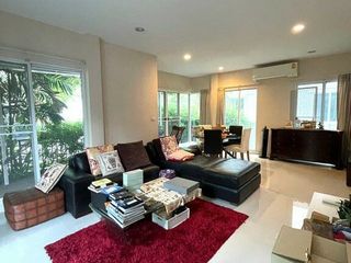 出售 3 卧室 独立屋 在 Saphan Sung, 曼谷