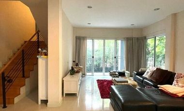 For sale 3 bedrooms house in Saphan Sung, Bangkok