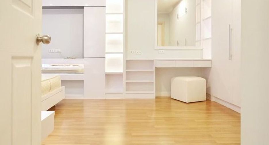 For sale 2 bedrooms condo in Yan Nawa, Bangkok