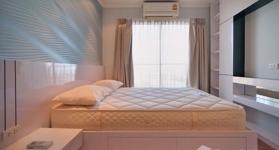 For sale 2 bedrooms condo in Yan Nawa, Bangkok