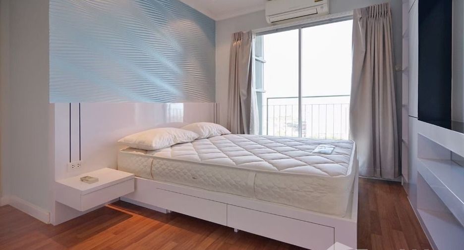 For sale 2 bedrooms condo in Yan Nawa, Bangkok