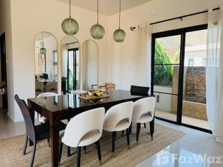 For rent 4 bedrooms villa in Mueang Phuket, Phuket