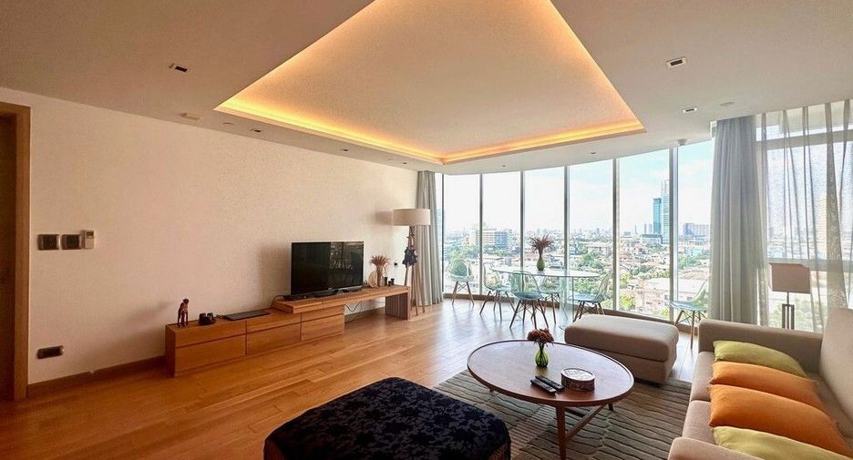 For sale 2 ベッドルーム condo in Phaya Thai, Bangkok