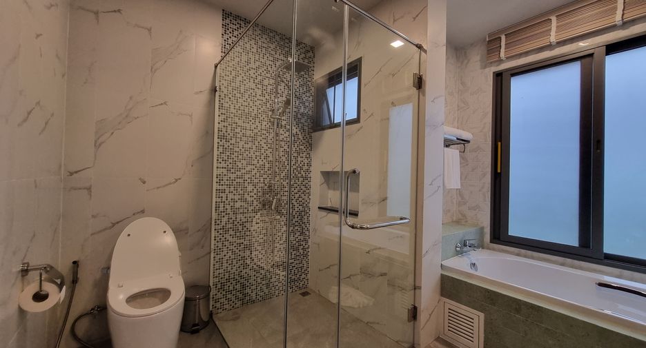 Villa en alquiler de 4 habitaciones en Thalang, Phuket