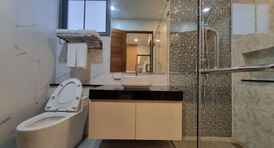 Villa en alquiler de 4 habitaciones en Thalang, Phuket