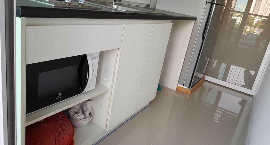 Продажа 1 кровать кондо в Кхлонг Тоеи, Бангкок