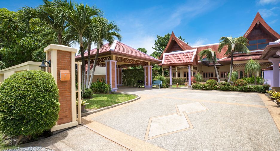 Villa en venta de 4 habitaciones en Mueang Phuket, Phuket