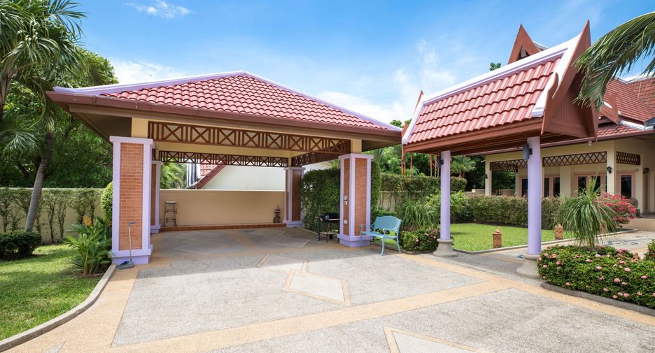 Villa en venta de 4 habitaciones en Mueang Phuket, Phuket