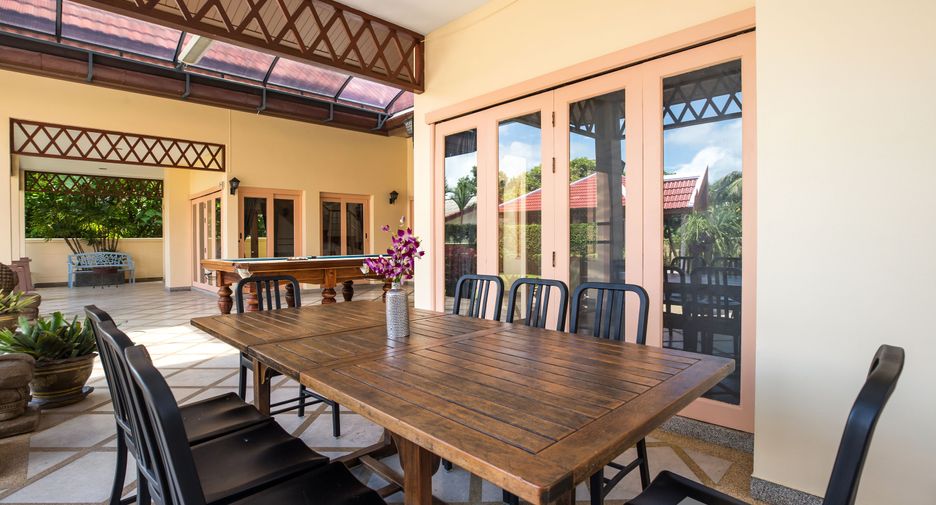 Villa en venta de 4 habitaciones en Mueang Phuket, Phuket