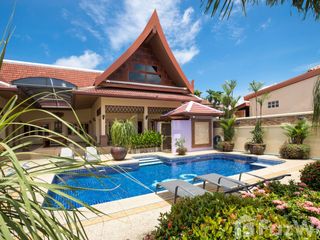 Villa en venta de 4 habitaciones en Mueang Phuket, Phuket