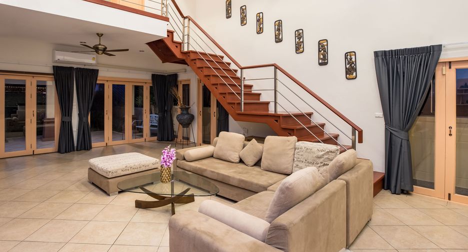 Villa en venta de 4 habitaciones en Mueang Phuket, Phuket