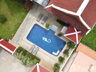 Villa en venta de 4 habitaciones en Mueang Phuket, Phuket