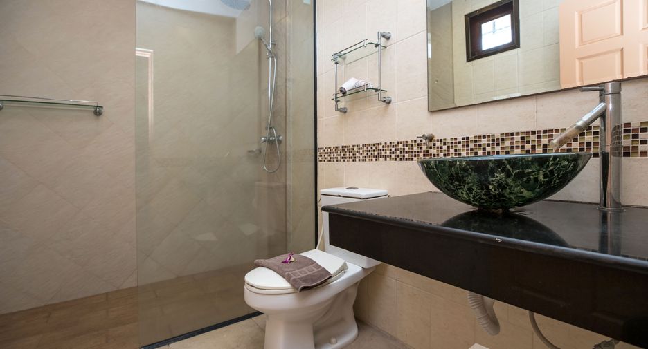 Villa en venta de 4 habitaciones en Mueang Phuket, Phuket