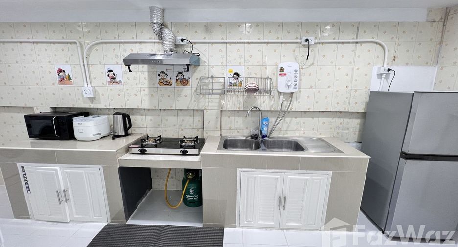 For rent 3 bedrooms townhouse in Mueang Phuket, Phuket