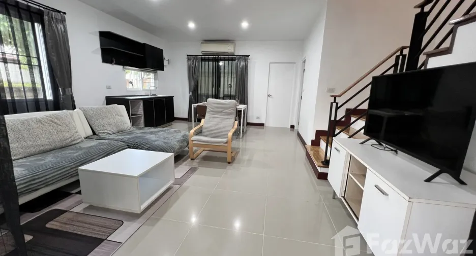 For rent 3 bedrooms townhouse in Mueang Phuket, Phuket