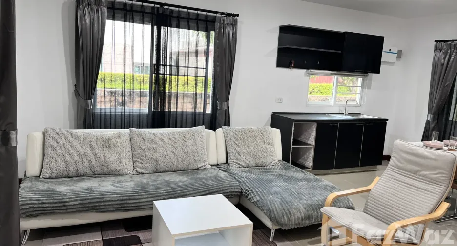 For rent 3 bedrooms townhouse in Mueang Phuket, Phuket