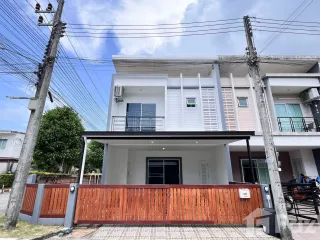 Casa adosada en alquiler de 3 habitaciones en Mueang Phuket, Phuket