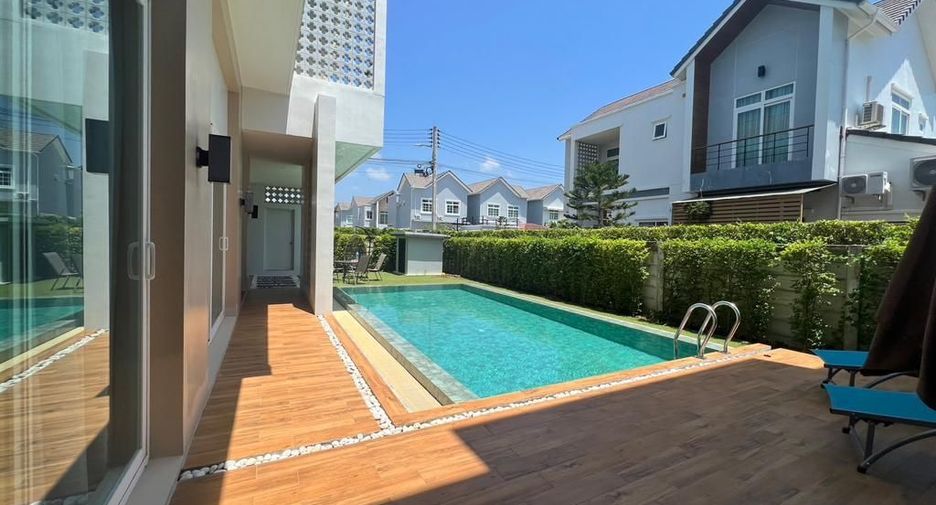 Villa en alquiler de 3 habitaciones en Mueang Phuket, Phuket
