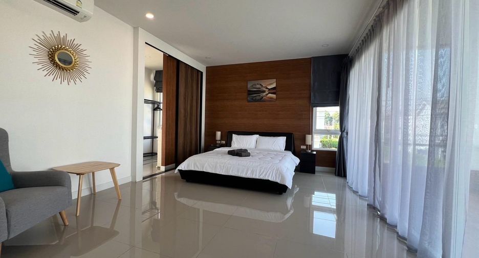 Villa en alquiler de 3 habitaciones en Mueang Phuket, Phuket