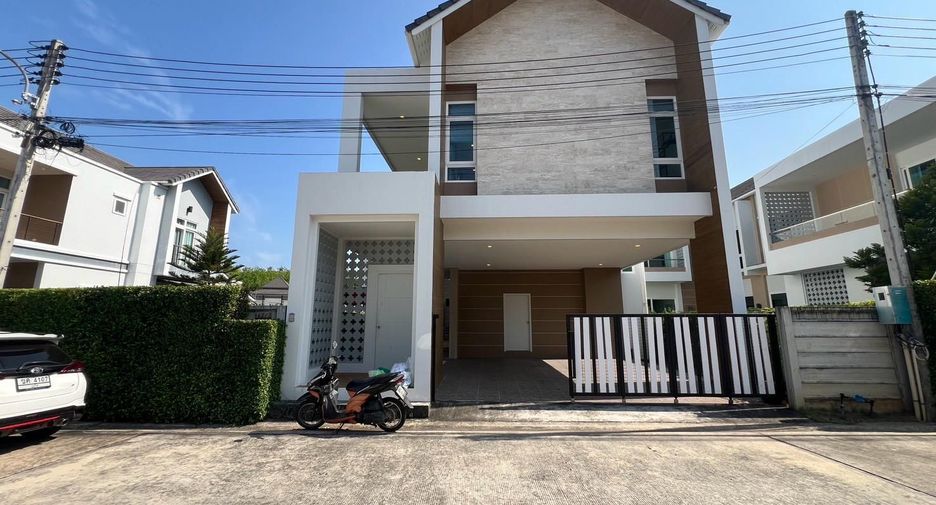 Villa en alquiler de 3 habitaciones en Mueang Phuket, Phuket