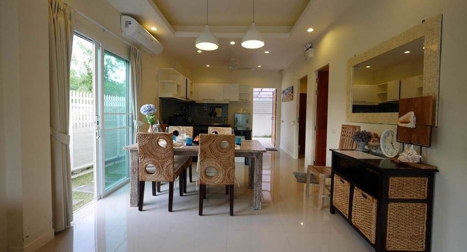 For rent 2 bedrooms villa in Mueang Phuket, Phuket