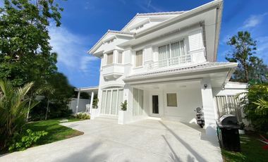 For rent 3 bedrooms villa in Mueang Phuket, Phuket