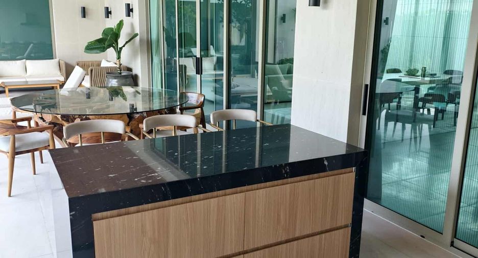 For sale 4 ベッドルーム villa in Thalang, Phuket