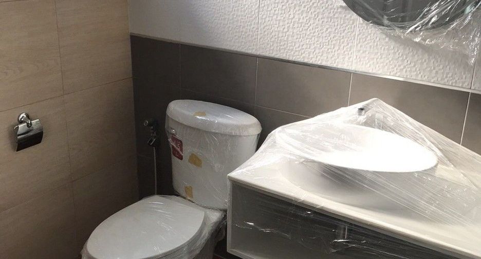 Продажа 2 спальни таунхаус в Mueang Ratchaburi, Ратбури