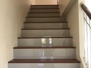 À vendre 2 chambres maison de ville à Mueang Ratchaburi, Ratchaburi