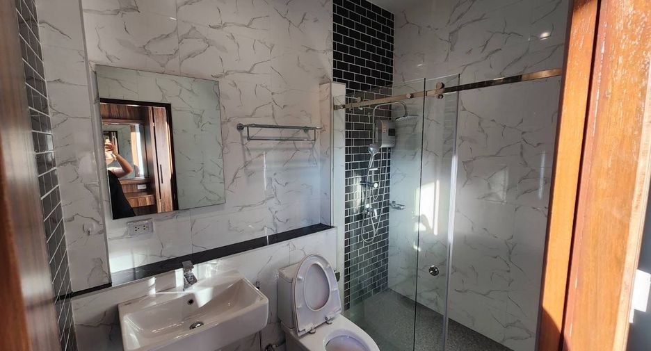 Villa en alquiler de 2 habitaciones en Mueang Phuket, Phuket