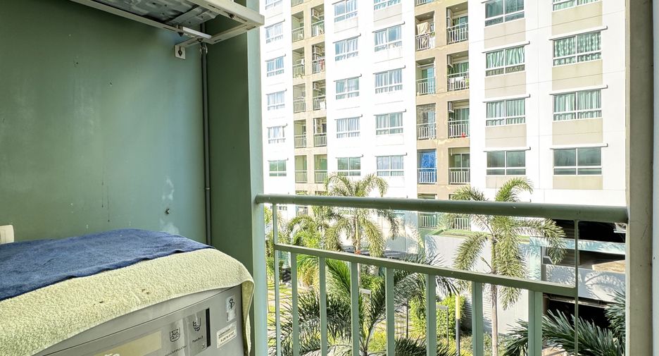 For sale 1 bed condo in Mueang Udon Thani, Udon Thani