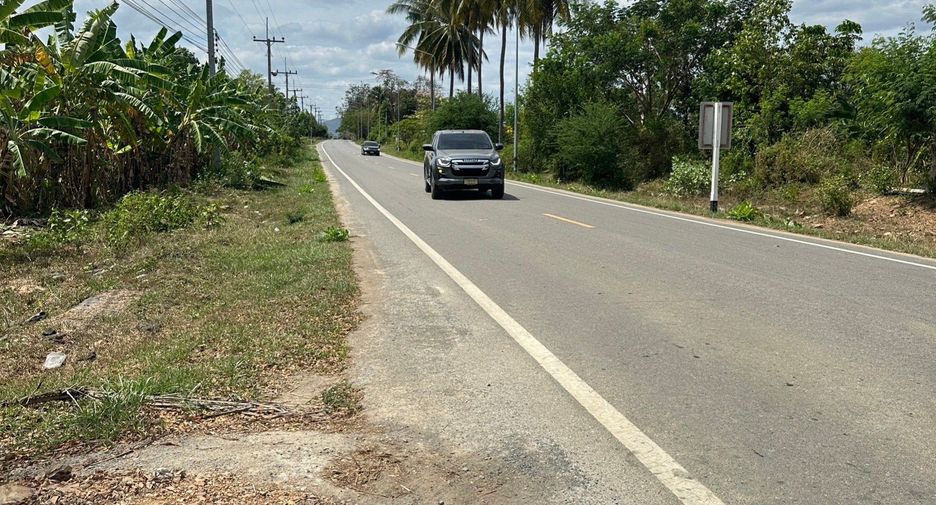 Grundstück zum Kauf in Kui Buri, Prachuap Khiri Khan