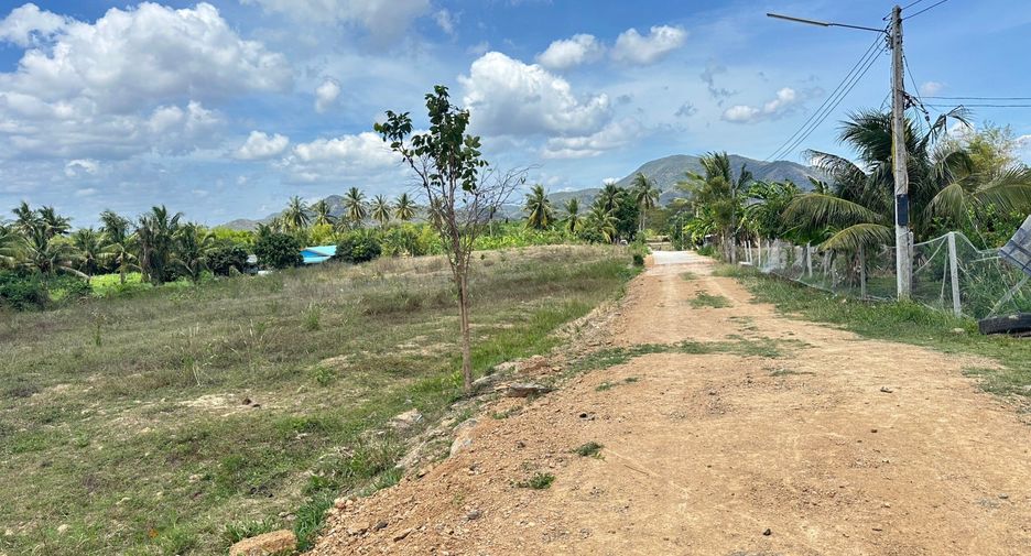 Grundstück zum Kauf in Kui Buri, Prachuap Khiri Khan